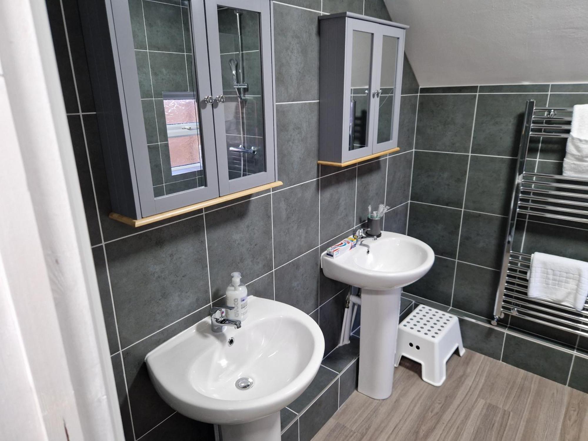 Birtley'S Amethyst, 3 Bedroom Apt ,Sleeps 6 Guest 伯特利 外观 照片
